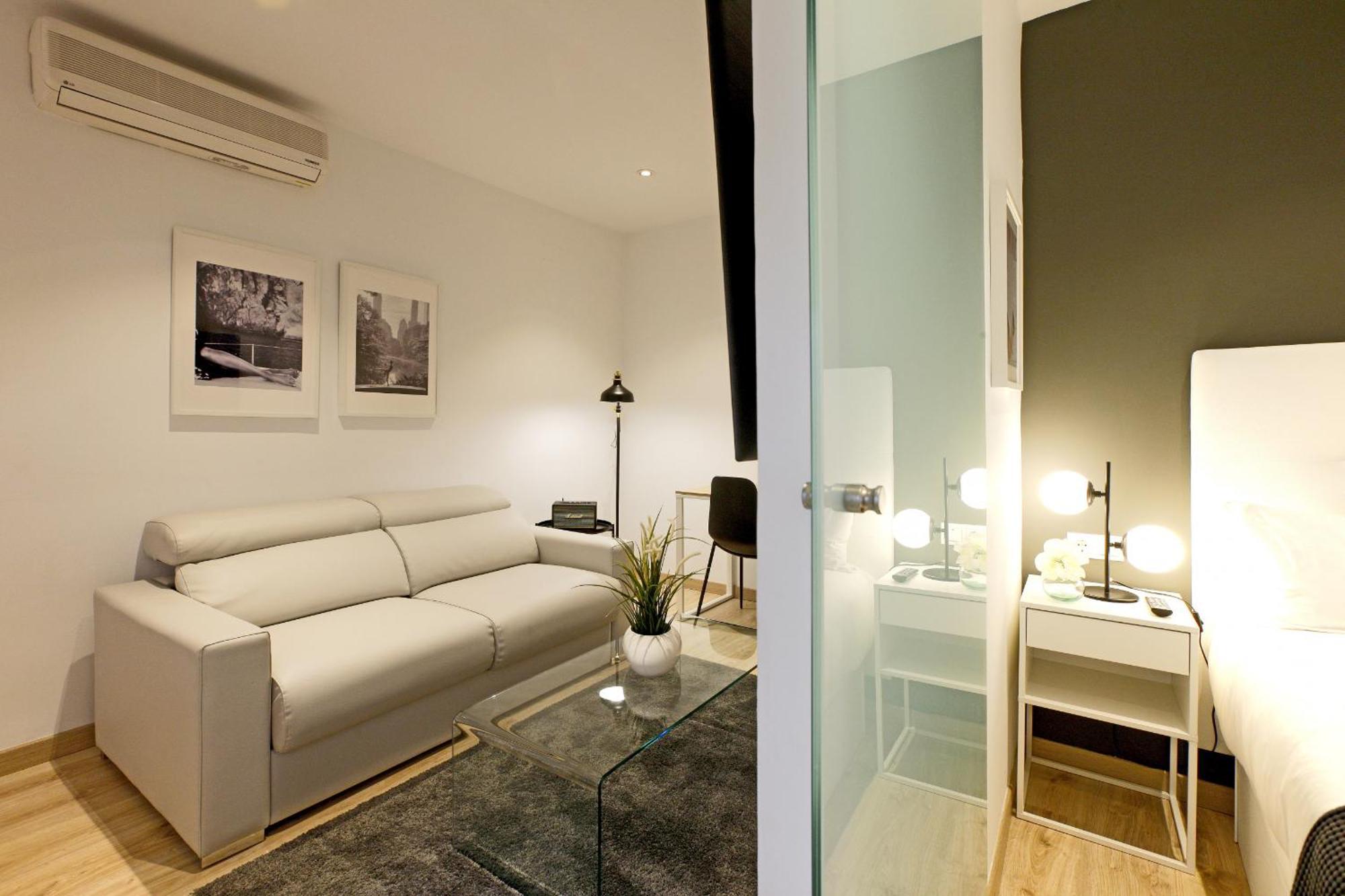Atocha Suite - Barrio De Las Letras Madrid Extérieur photo
