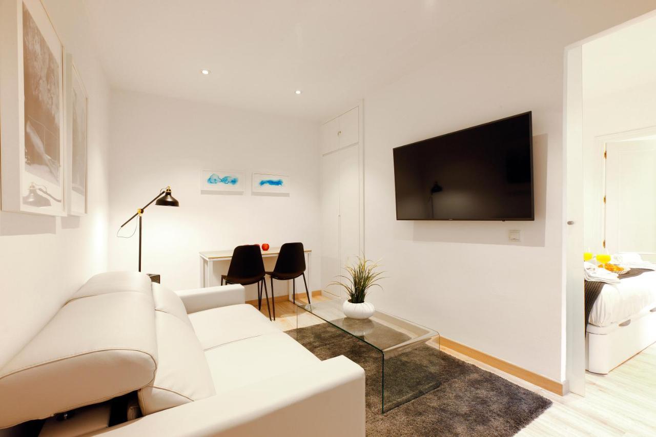 Atocha Suite - Barrio De Las Letras Madrid Extérieur photo